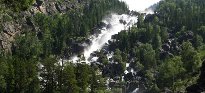 Водопад Учар в Горном Алтае