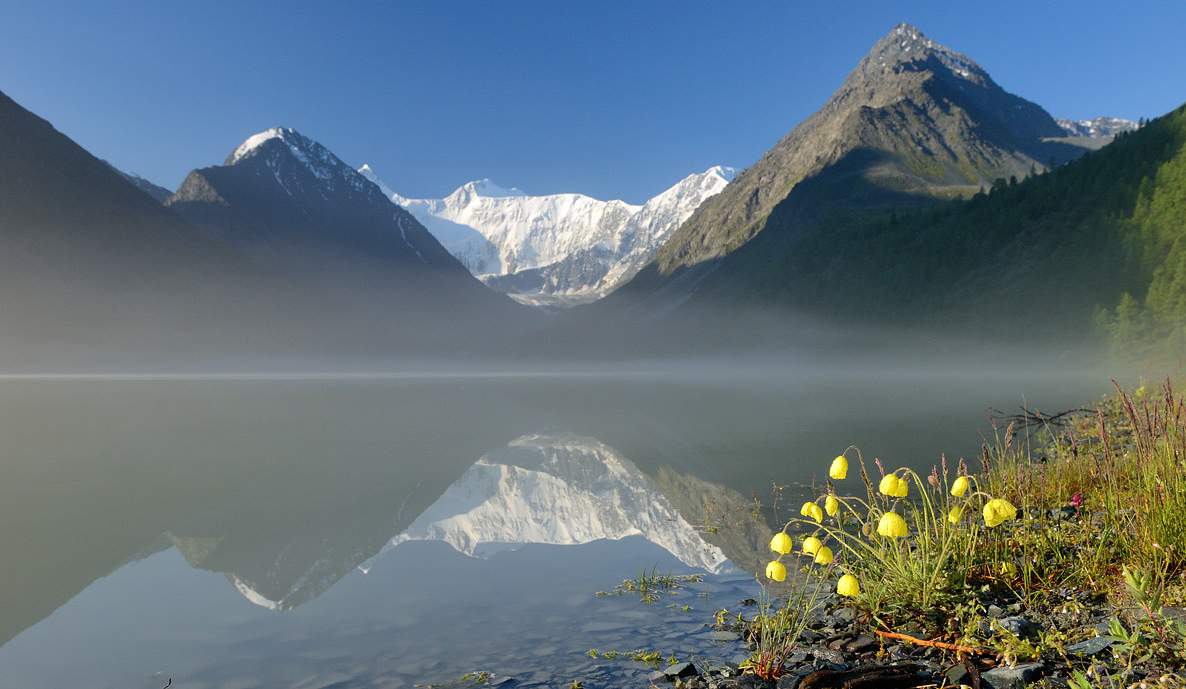 Гора белуха в горном алтае фото